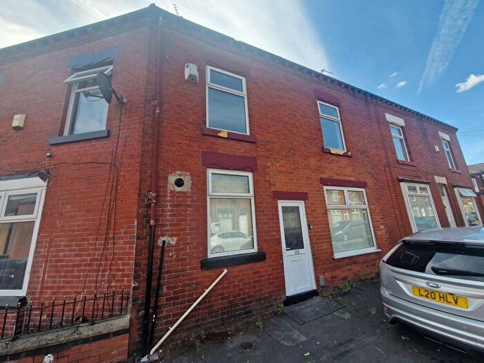3 Bedroom Property To Rent In Beverley Road, Bolton, BL1