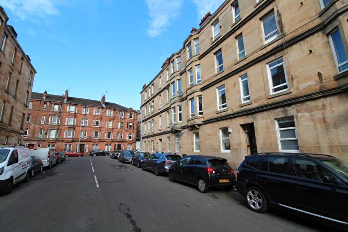 2 Bedroom Flat To Rent In Prince Edward Street, Glasgow, G42