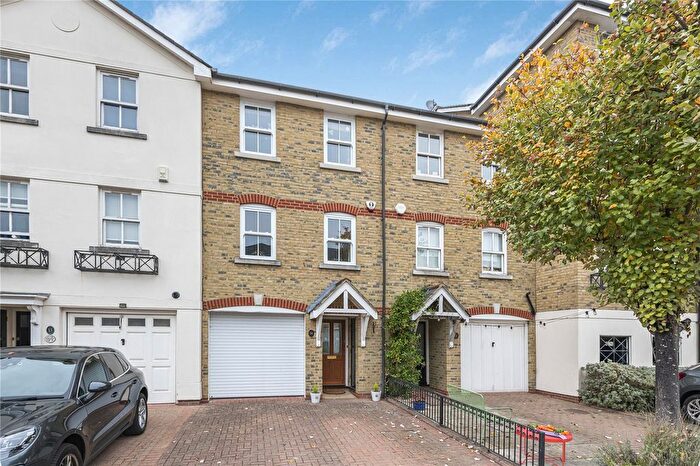 4 Bedroom Terraced House For Sale In Candler Mews, Twickenham, United Kingdom, TW1
