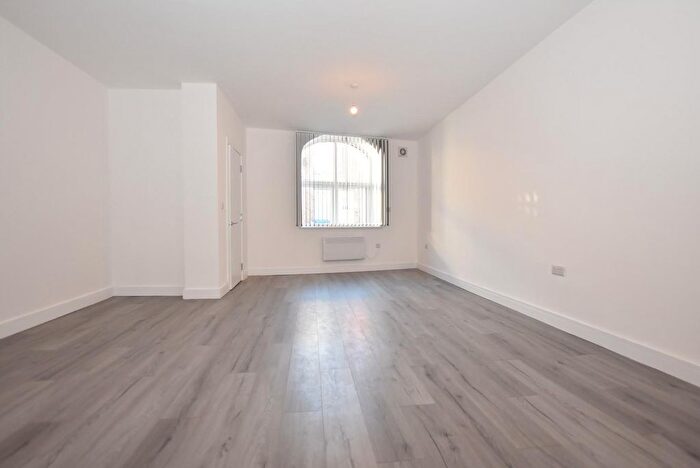 1 Bedroom Flat To Rent In Flat A, Occupation Road, Newbold, S41