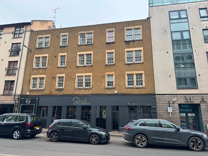 2 Bedroom Flat To Rent In Potterrow, Old Town, Edinburgh, EH8