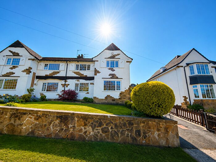 3 Bedroom Semi-Detached House For Sale In Grange Park Drive, Bingley, BD16