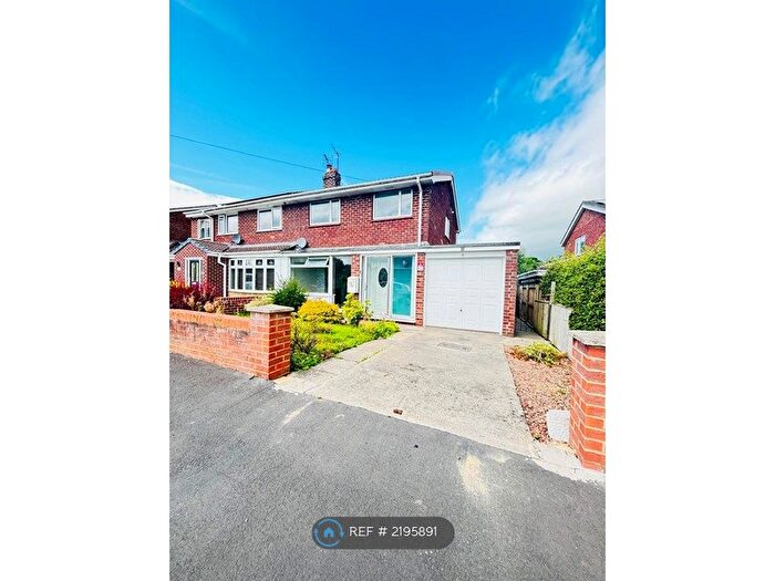 3 Bedroom Semi-Detached House To Rent In Windermere Drive, West Auckland, Bishop Auckland, DL14