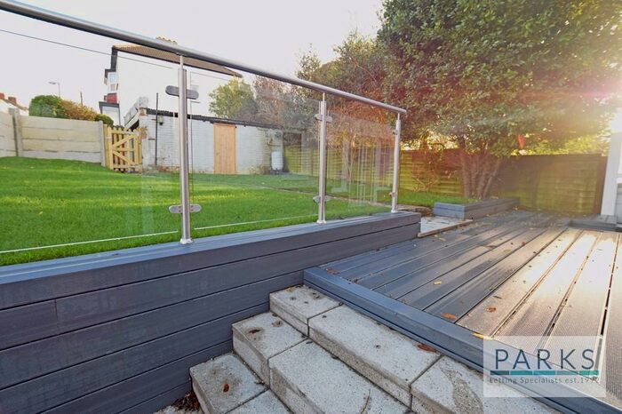 4 Bedroom End Of Terrace House To Rent In Canfield Road, Brighton, BN2