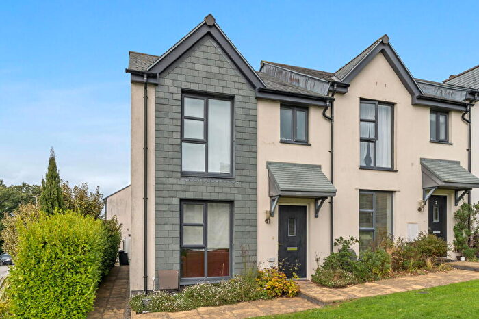 3 Bedroom End Of Terrace House For Sale In Summer Field Walk, Wadebridge, PL27
