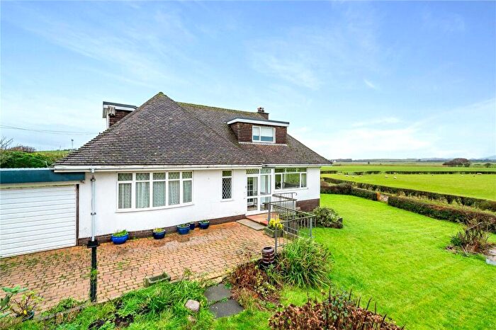 4 Bedroom Bungalow For Sale In Heaton Bottom Road, Heaton With Oxcliffe, Morecambe, Lancashire, LA3