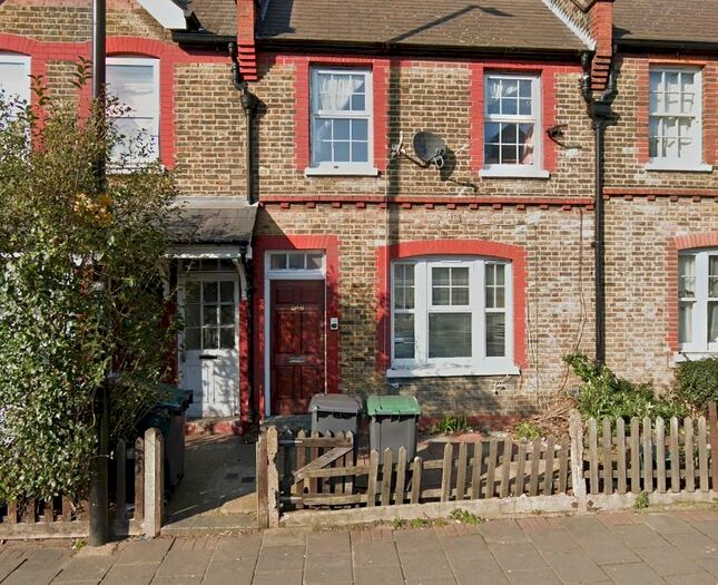 3 Bedroom Property To Rent In Lordship Lane, London, N17