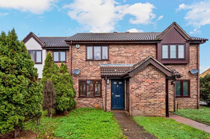 2 Bedroom Terraced House For Sale In Montague Close, Walton-On-Thames, KT12