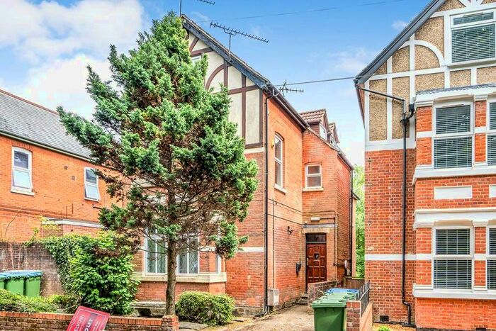 1 Bedroom Flat To Rent In Furzedown Road, Southampton, SO17