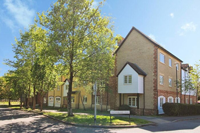 2 Bedroom Flat For Sale In Maybold Crescent, Swindon, SN25