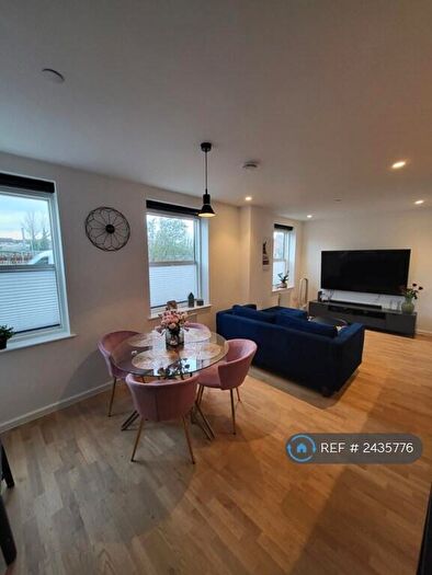 1 Bedroom Flat To Rent In Black Horse House, Hatfield, AL9