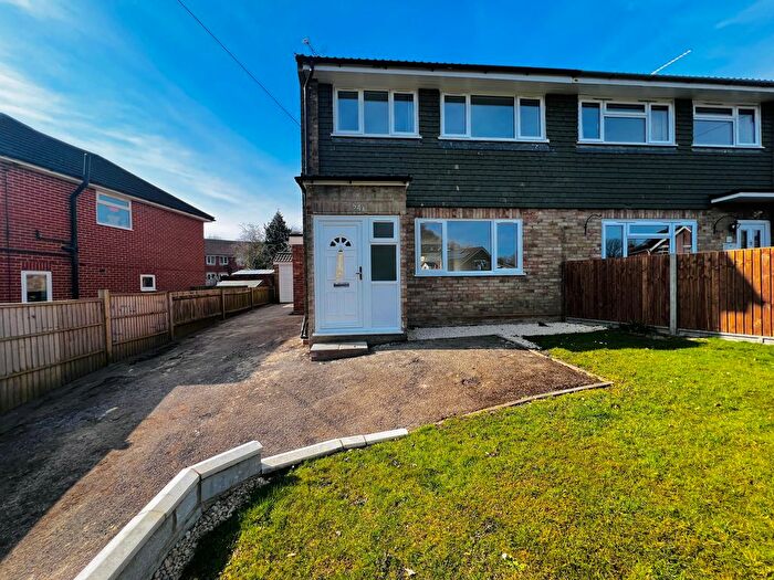 3 Bedroom Semi-Detached House To Rent In Marrowbrook Lane, Farnborough, GU14