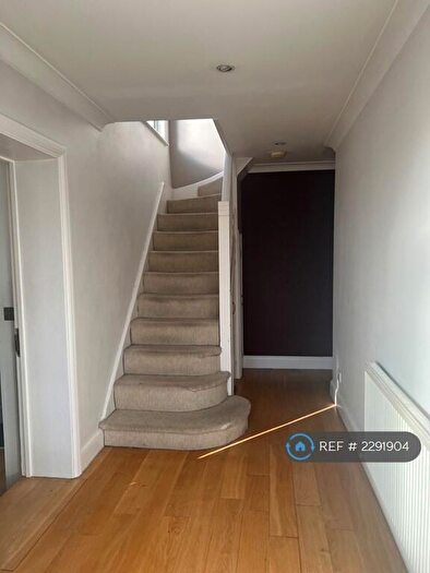 4 Bedroom Semi-Detached House To Rent In Beverley Gardens, Wembley, HA9