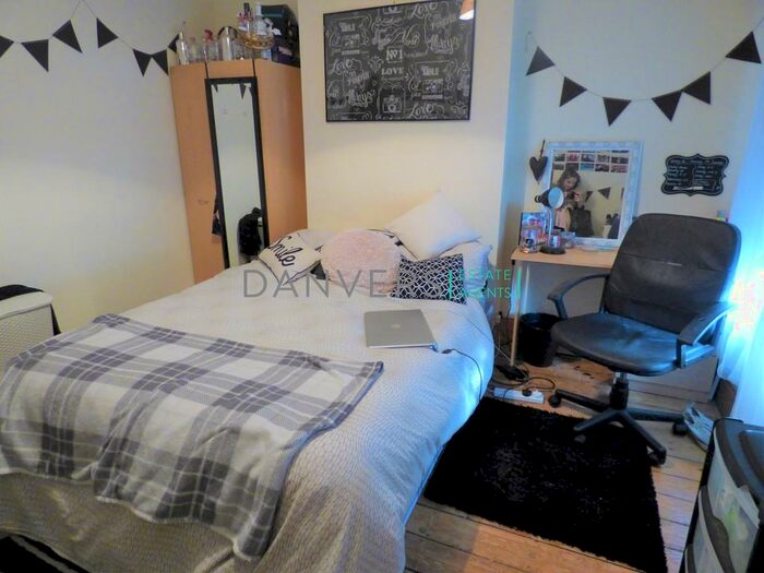 3 Bedroom Terraced House To Rent In Gaul Street, Leicester, LE3