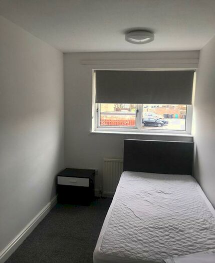 House Of Multiple Occupation To Rent In Nansen Walk, Corby, NN18