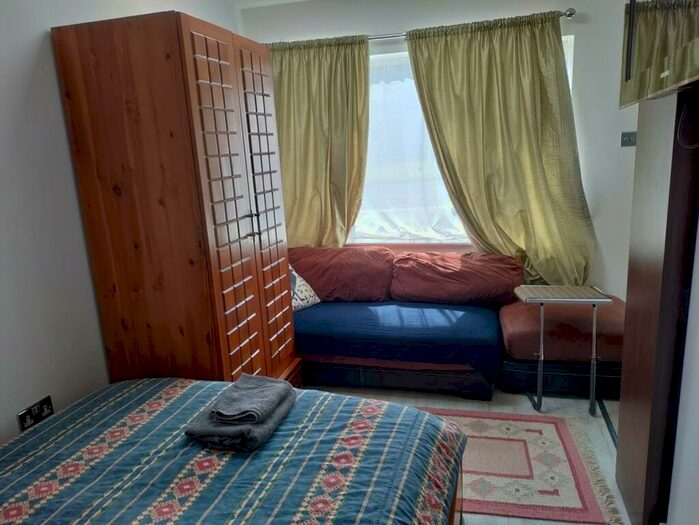 Studio To Rent In Welsummer Grove, Shenley Brook End, Milton Keynes, MK5