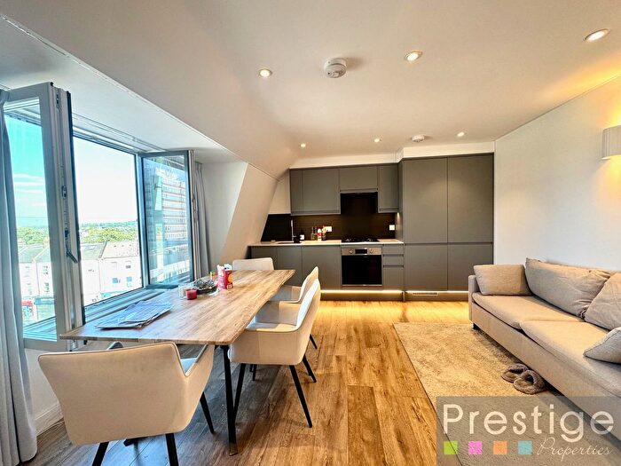 1 Bedroom Flat To Rent In Brent Street, London, NW4