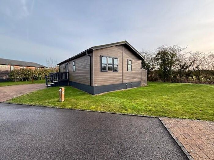 2 Bedroom Park Home For Sale In Monkton Street, Monkton, Ramsgate, CT12