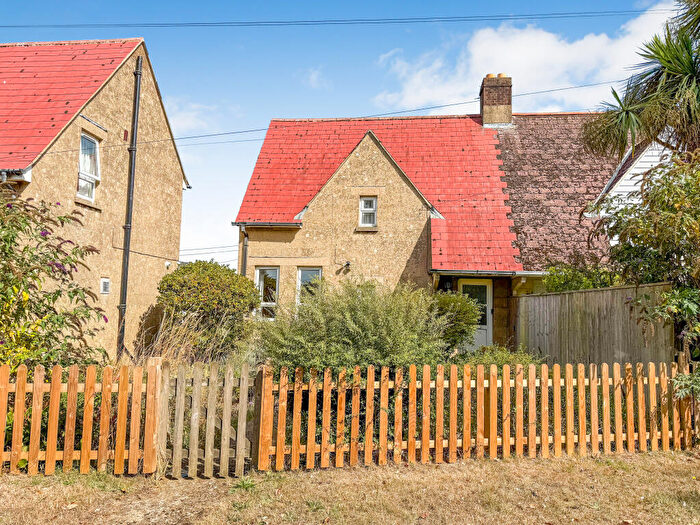 3 Bedroom Semi-Detached House For Sale In Elm Court, Newport Road, Godshill, Ventnor, Isle Of Wight, PO38
