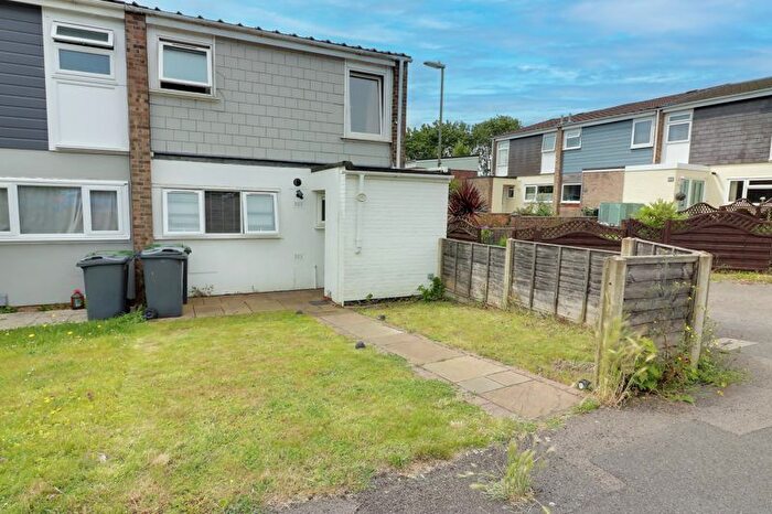 3 Bedroom End Of Terrace House To Rent In Blackbird Close, Cowplain, Waterlooville, PO8