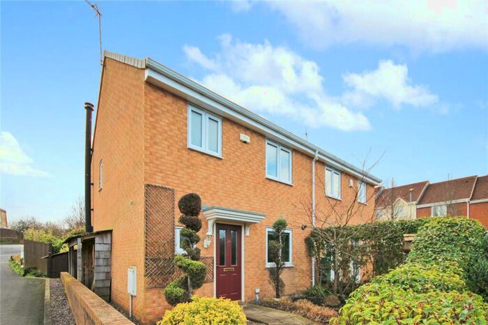 3 Bedroom House To Rent In Hilltop View, Langley Park, Durham, DH7