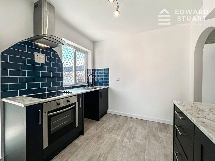2 Bedroom Bungalow For Sale In Peterborough Road, Crowland, Peterborough, Lincolnshire, PE6