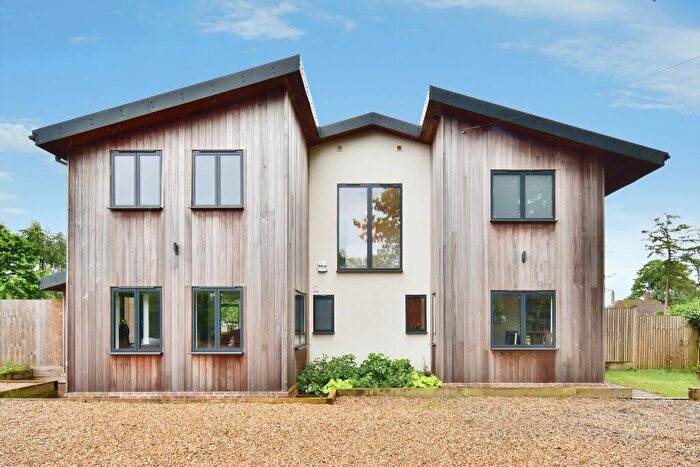 4 Bedroom Detached House For Sale In Amsbury Road, Maidstone, ME15