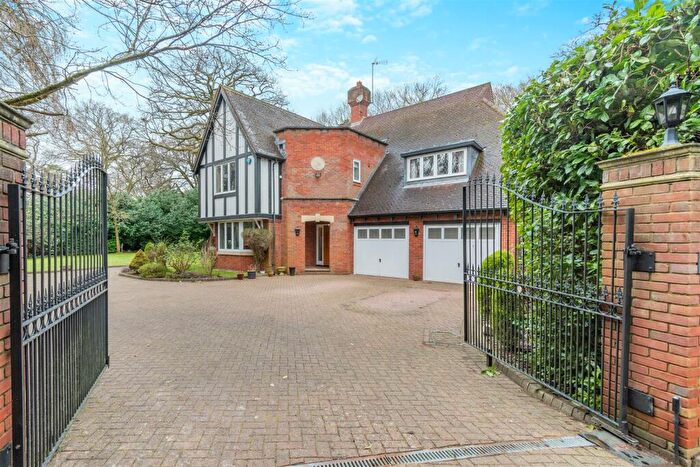 6 Bedroom Detached House For Sale In Hartopp Road, Sutton Coldfield, B74