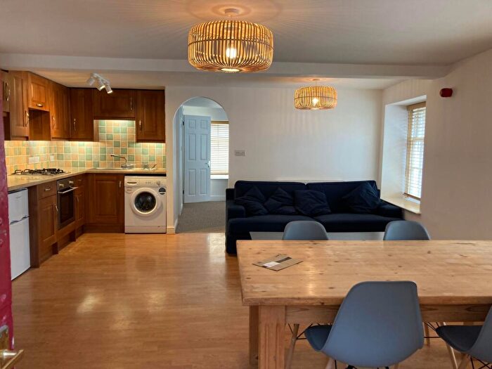 1 Bedroom Flat To Rent In Upper Berkeley Place, Bristol, BS8