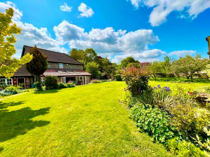 4 Bedroom Detached House For Sale In Chalk Farm Close, Norton Malreward, Pensford, Bristol, BS39