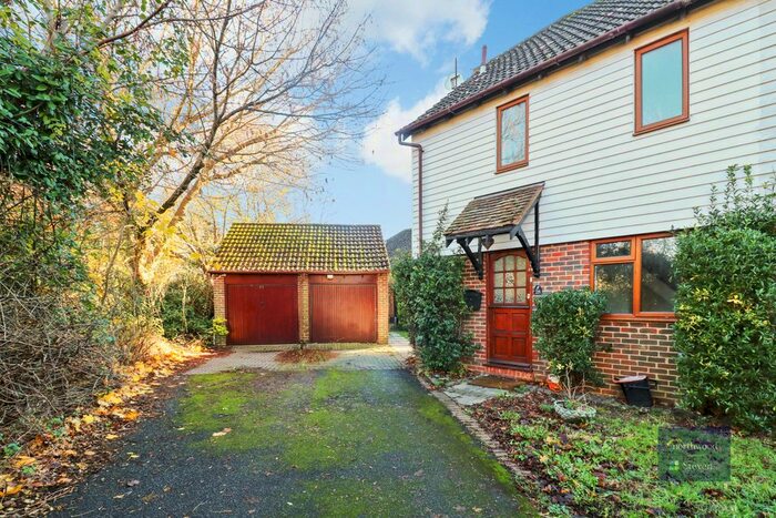 1 Bedroom Terraced House To Rent In Grey Willow Gardens, Singleton, Ashford, TN23