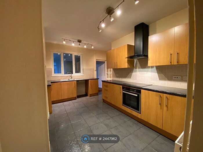 3 Bedroom Semi-Detached House To Rent In Beaufort Hill, Ebbw Vale, NP23