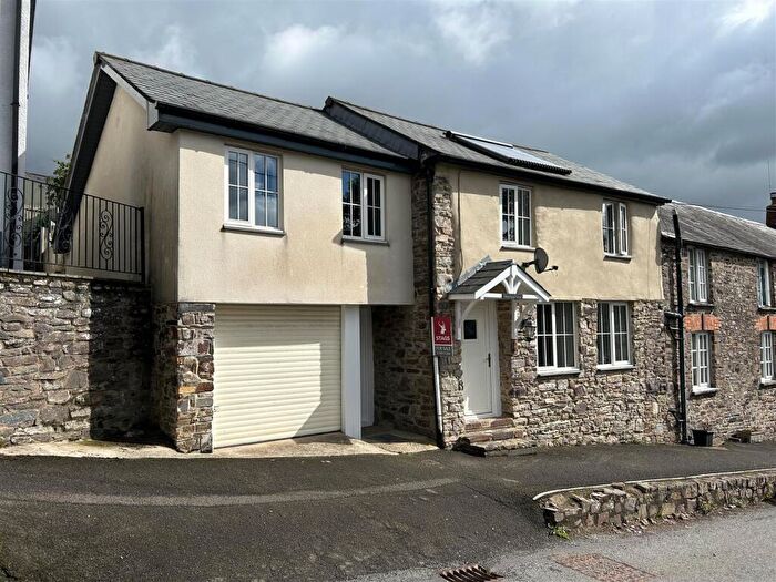 3 Bedroom Terraced House For Sale In North Molton, EX36