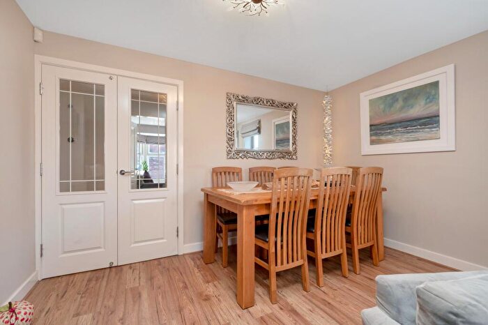 6 Bedroom Detached House For Sale In Contract Ready Stunning Home On Brunel Avenue, NG33