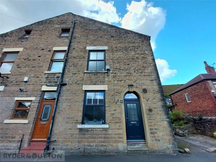 3 Bedroom End Of Terrace House To Rent In Waterton Lane, Mossley, OL5