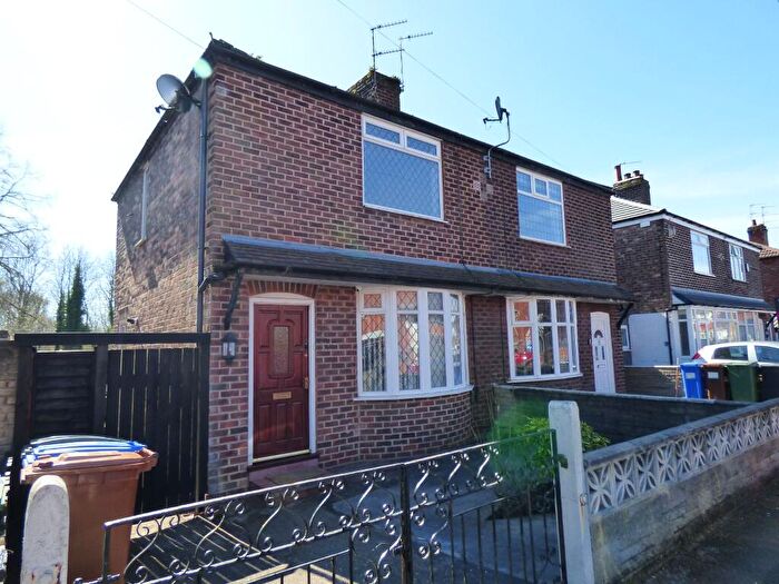 2 Bedroom Semi-Detached House To Rent In Woodhall Road, Stockport, SK5