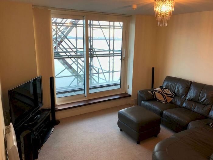 2 Bedroom Apartment To Rent In Eddystone House, Prospect Place, CF11