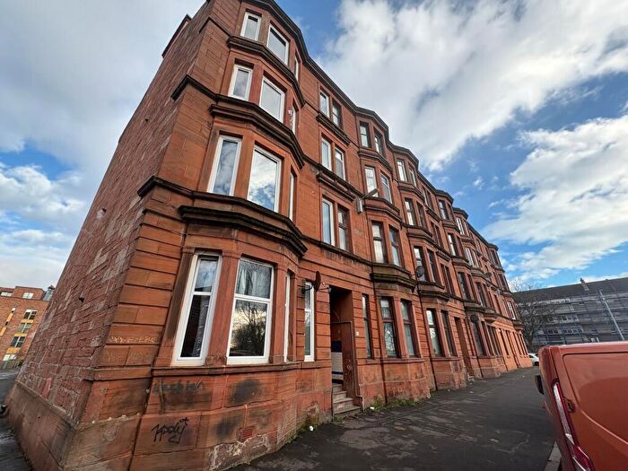 2 Bedroom Flat To Rent In Orkney Place, Glasgow, G51