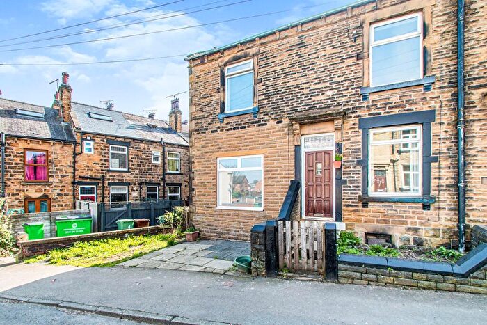3 Bedroom End Of Terrace House For Sale In Ackroyd Street, Morley, Leeds, West Yorkshire, LS27