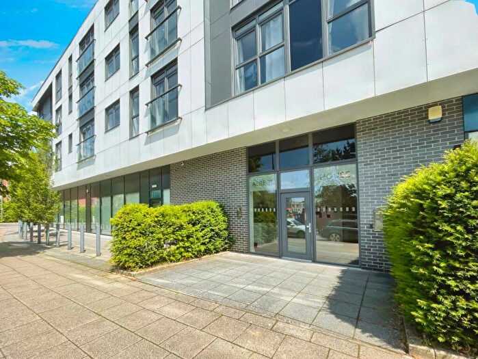 2 Bedroom Flat For Sale In The Boulevard, Manchester, Greater Manchester, M20
