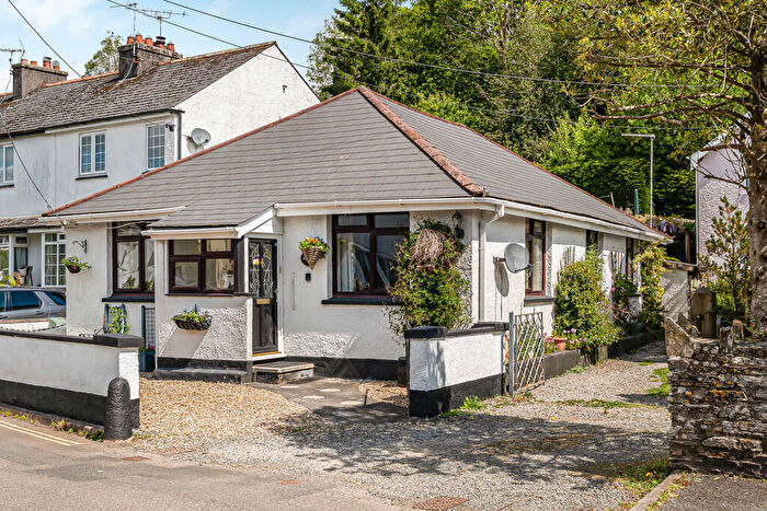 2 Bedroom Detached Bungalow For Sale In Horrabridge, Yelverton, PL20