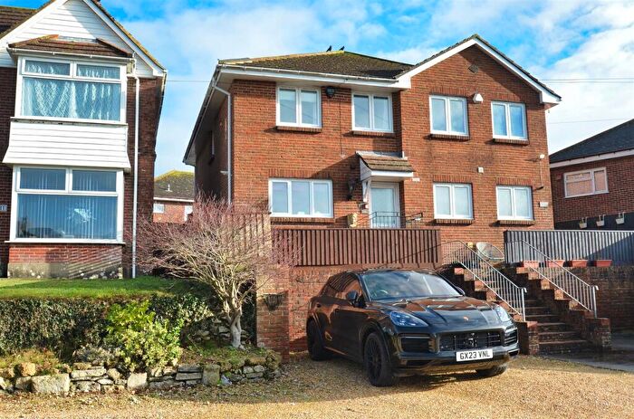 3 Bedroom Semi Detached House For Sale In Elmfield, Ryde, PO33