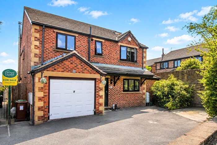4 Bedroom Detached House For Sale In Longroyd Farm, Middlestown, Wakefield, WF4