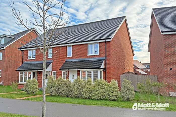 3 Bedroom Semi-Detached House For Sale In Dalley Road, Wokingham, Berkshire, RG40