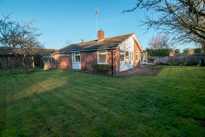 3 Bedroom Detached Bungalow To Rent In Makins Road, Henley-On-Thames RG9
