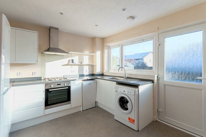 2 Bedroom Property To Rent In Alnwickhill Drive Edinburgh United Kingdom, EH16