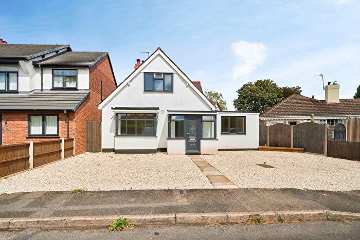 4 Bedroom Detached House For Sale In Laurel Grove, Wolverhampton, WV3