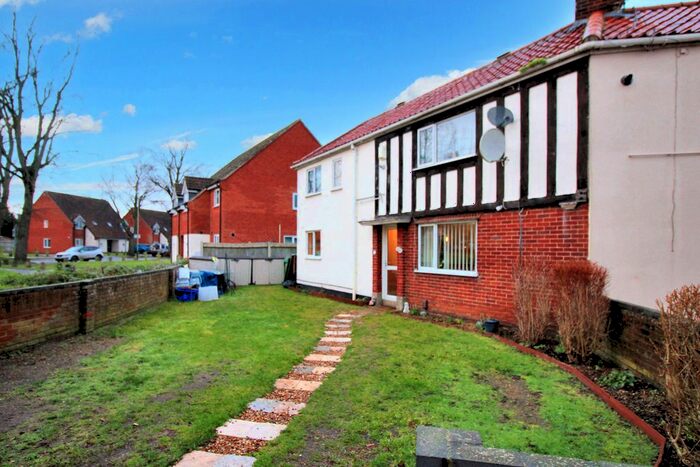 2 Bedroom End Of Terrace House To Rent In Bowthorpe Road, Norwich, NR5