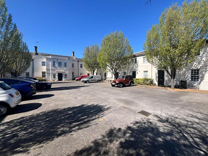 2 Bedroom Apartment To Rent In Old Court, Arbour Lane, Chelmsford, CM1