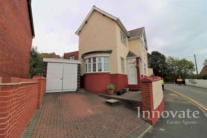 3 Bedroom Semi-Detached House To Rent In Station Road, Cradley Heath, B64